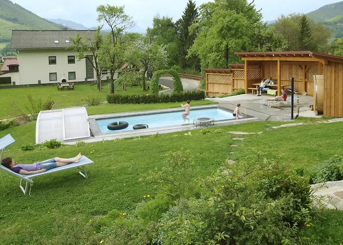 Bauernhof Serner Farm stay *